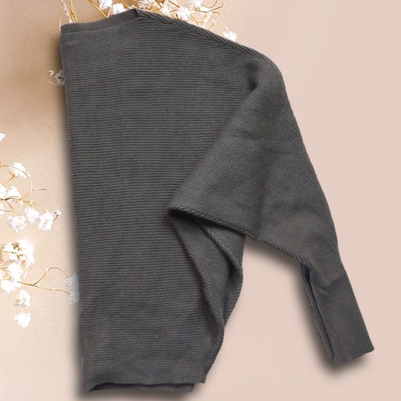 XS PHILOSOPHY CLOTHING BRAND GRAY BATWING SWEATER - Picture 4 of 4